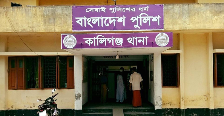 লাইনম্যানের হাত ধরে ঘর ছেড়ে পালাল ষষ্ঠ শ্রেণির ছাত্রী