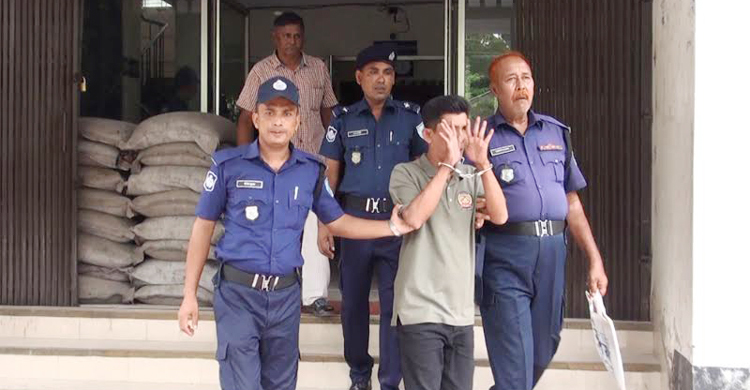 হাসপাতালে নেয়ার পথে ছাত্রীকে যৌন নিপীড়ন, শিক্ষক গ্রেফতার