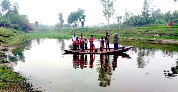 ২০ গ্রামের মানুষ এখন সহজেই শহরে যাবে