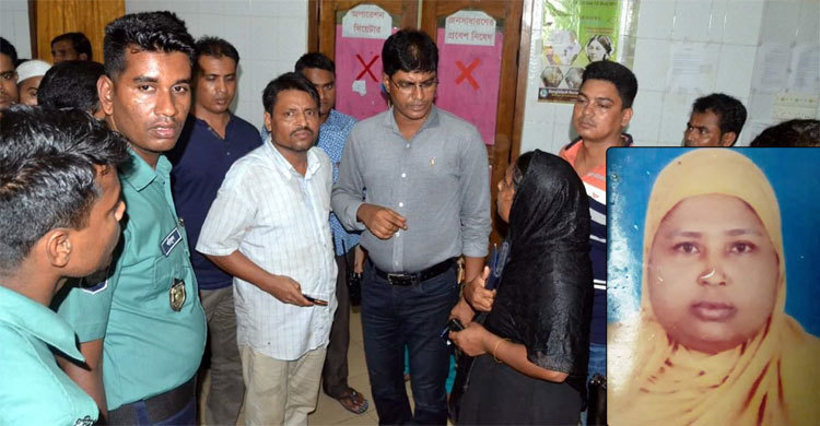 তৃতীয় স্বামীর ডাকে গিয়ে সৎ ছেলের হামলার শিকার