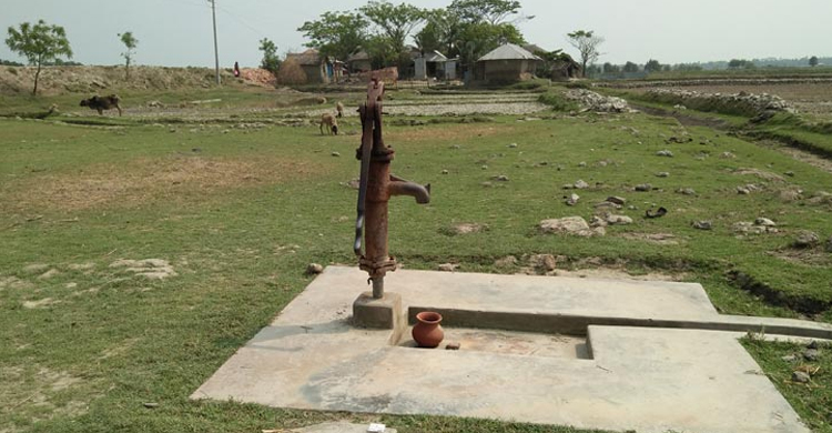 আটোয়ারীতে পানি পান করে ১১ জন অসুস্থ