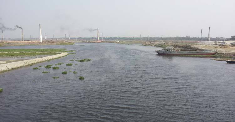 তুরাগ নদে ভেসে উঠল কলেজছাত্রের মরদেহ