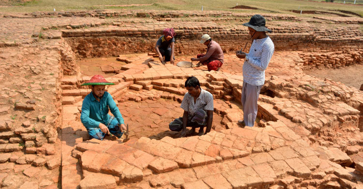 মহাস্থানগড়ে মিলল পাল শাসনামলের নিদর্শন