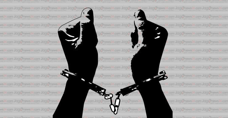 মাদকবিরোধী অভিযানে দুই রোহিঙ্গাসহ গ্রেফতার ৩