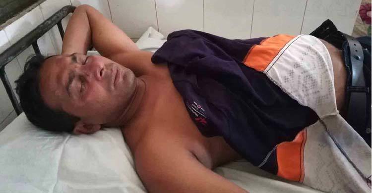 ধরা পড়ে শিক্ষক বললেন ছাত্রী আমার দ্বিতীয় স্ত্রী