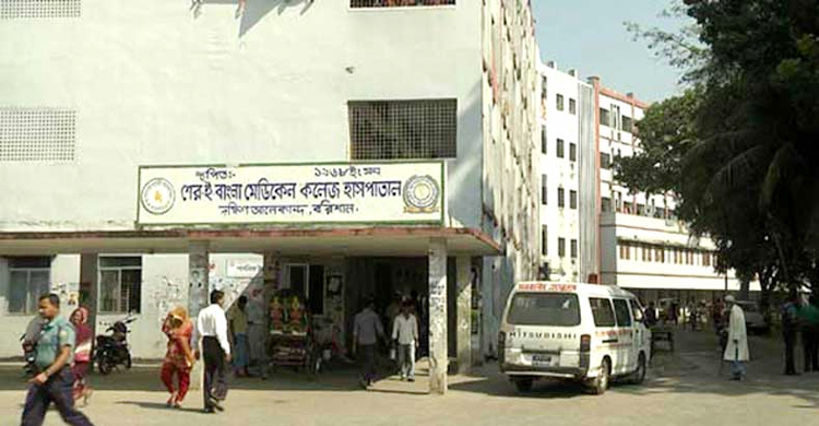 দুই প্রার্থীর সমর্থকদের সংঘর্ষে মাথা ফাটল চেয়ারম্যানের