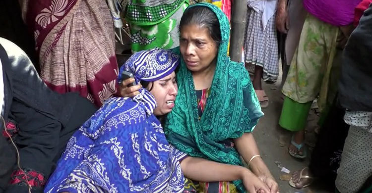 রান্না ঘরে গ্যাস সিলিন্ডারের আগুনে প্রাণ গেল শিশুর
