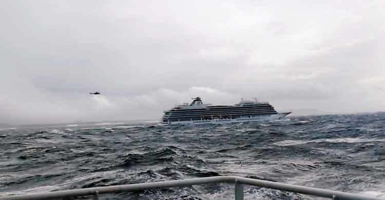Norway cruise ship evacuated after engine problems