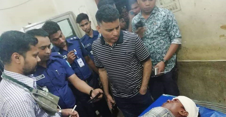 নির্বাচন নিয়ে দু’গ্রুপের গোলাগুলি, যুবক গুলিবিদ্ধ