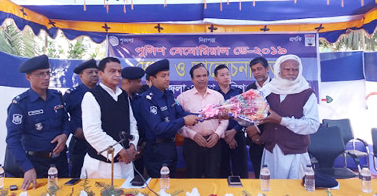 নিহত পুলিশের সন্তানদের লেখাপড়ার ব্যয় বহনের ঘোষণা