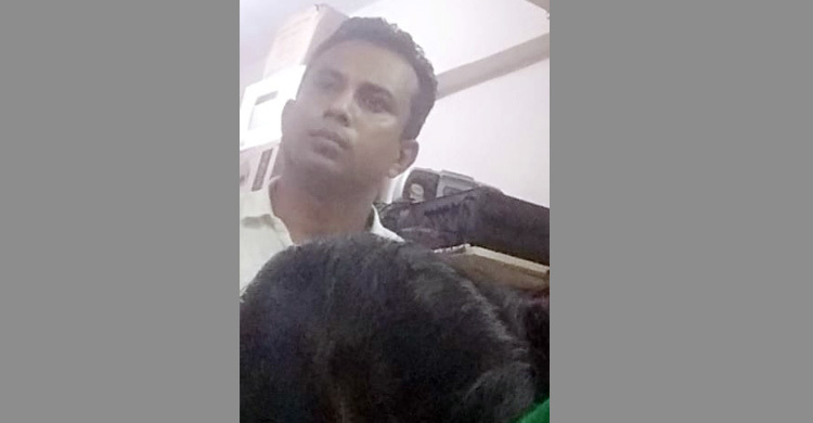 দাম জানতে চাওয়ায় বিশ্ববিদ্যালয়ের ছাত্রীকে দোকানির থাপ্পড়