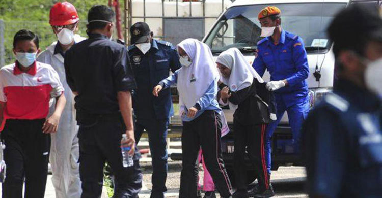 Over 100 Malaysian schools shut after toxic waste dump