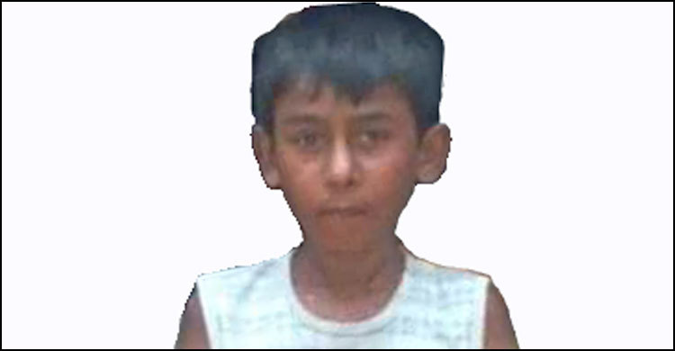 ২১শে ফেব্রুয়ারি ফুল দিতে গিয়ে আর ফেরেনি শিশুটি