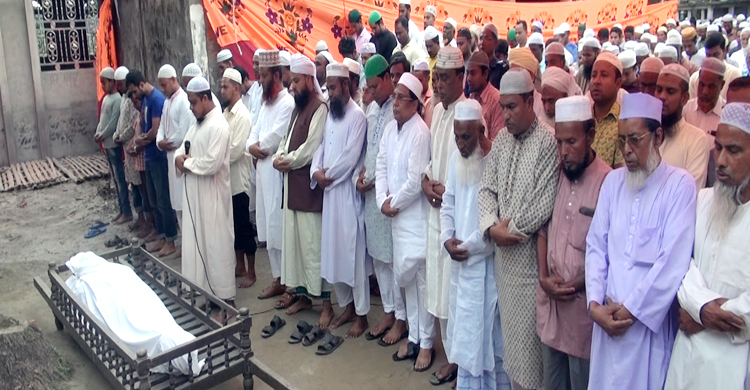 দাদা-দাদির পাশে চিরনিদ্রায় শায়িত নিউজিল্যান্ডে নিহত জাকারিয়া