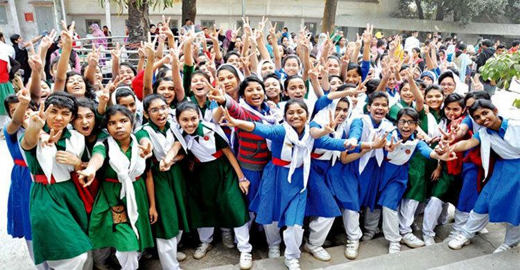 ফেল থেকে পাস সাড়ে আট হাজার শিক্ষার্থী