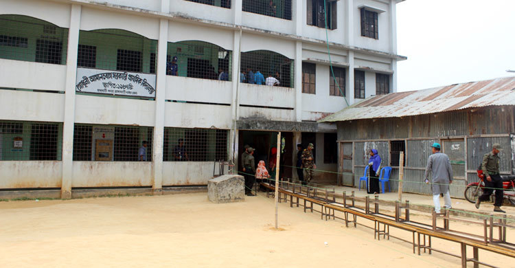 ভাড়াটে ভোটার!