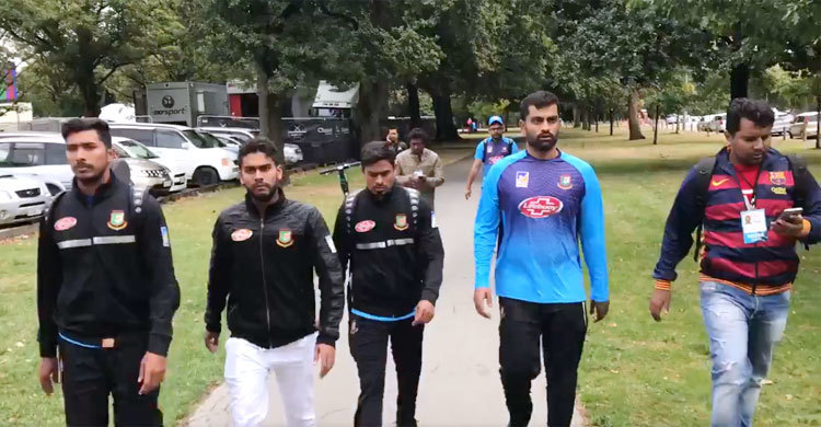 Bangladesh cricket team escapes NZ mosque shooting: official