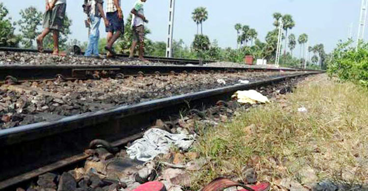 3 killed as train hits motorcycle in Gopalganj