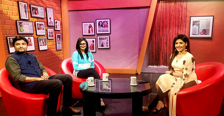 রঙিন পাতা’য় সাংবাদিক মুরাদের সঙ্গী অধরা
