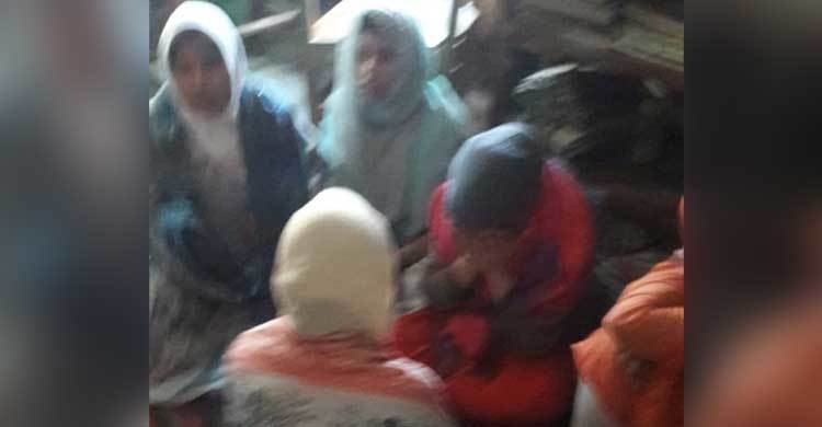 আবাসিক হোটেল থেকে ৬ রোহিঙ্গা নারীসহ আটক ৭