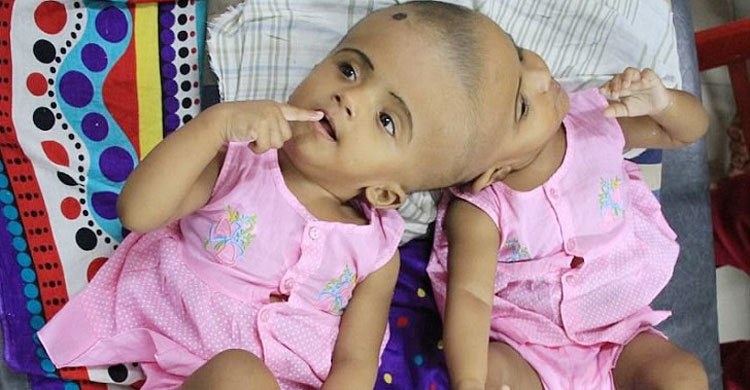 রাতে রাবেয়া-রোকাইয়াকে নেয়া হচ্ছে হাঙ্গেরিতে