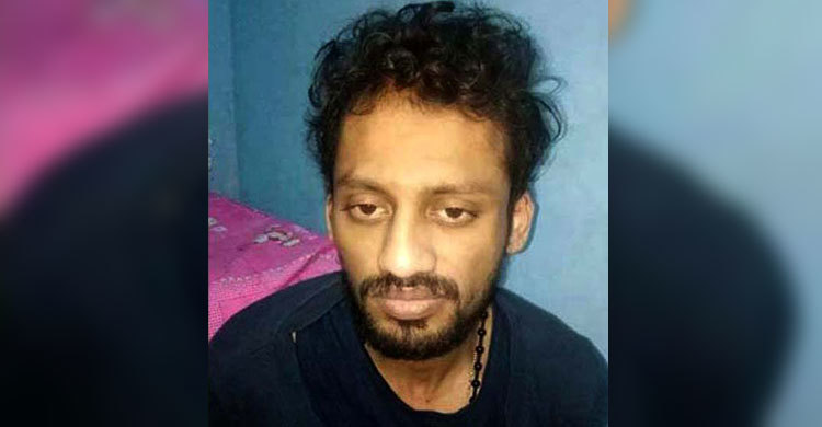 বাবা-মাকে তাড়িয়ে ‘কাশেম কটেজে’ কাওসারের রামলীলা