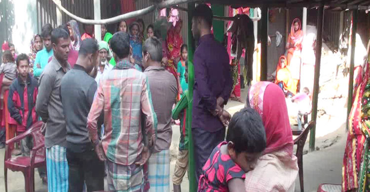 স্ত্রীর মরদেহ সেপটিক ট্যাংকে ফেলল স্বামী