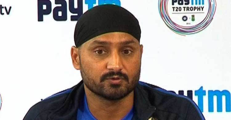 Don’t want Hardik, Rahul around my family: Harbhajan