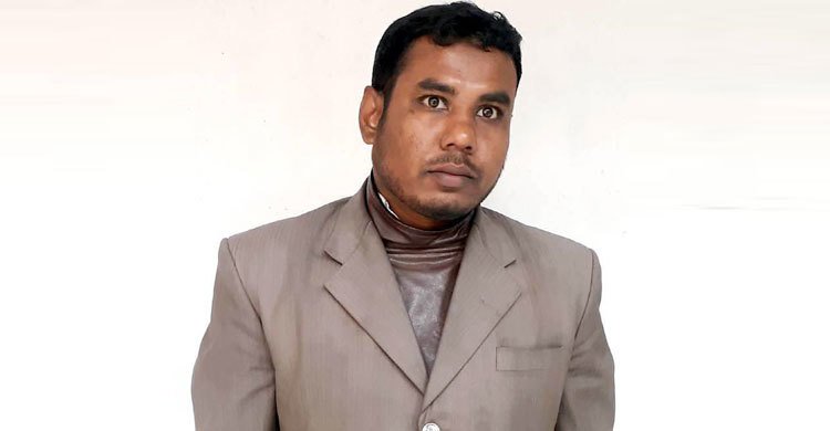 প্রধানমন্ত্রীর বিকৃত ছবি শেয়ার করায় মাদরাসা শিক্ষক আটক