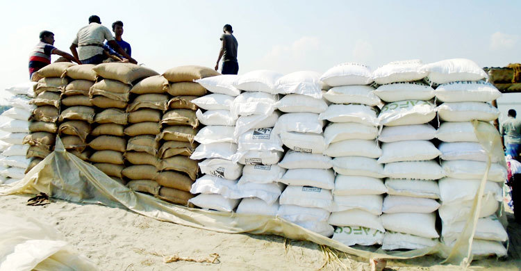 ইউরিয়া সারের দামে তেলেসমাতি