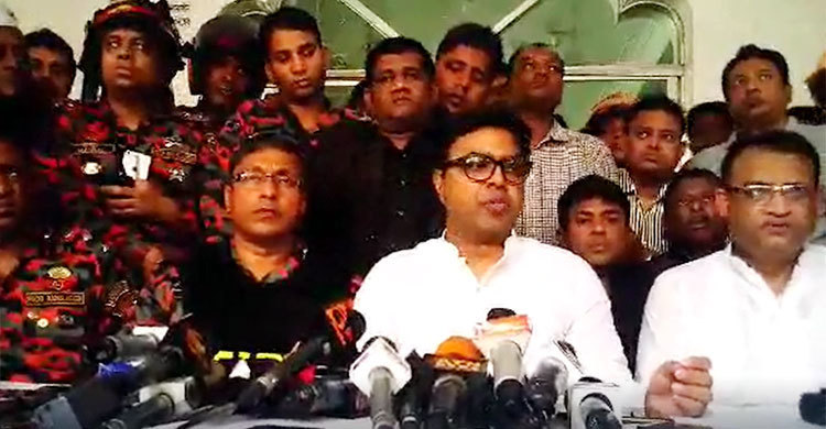 No chemical warehouse will be allowed in Old Dhaka: DSCC mayor