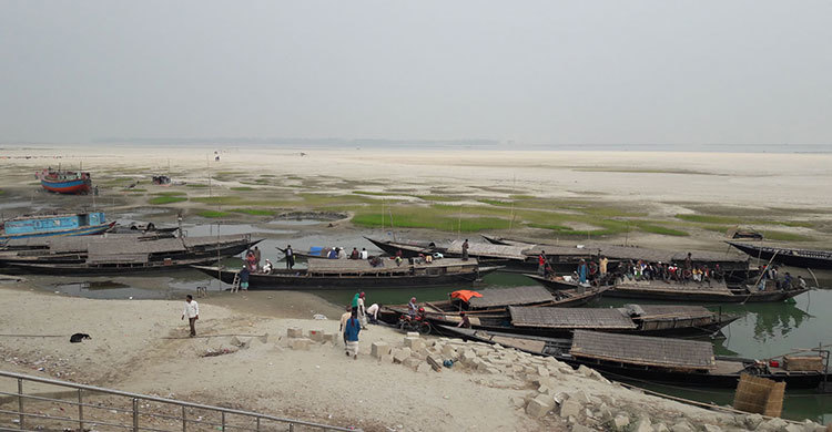 মরুভূমির পথে ১৬ নদ-নদীতে ঘেরা কুড়িগ্রাম