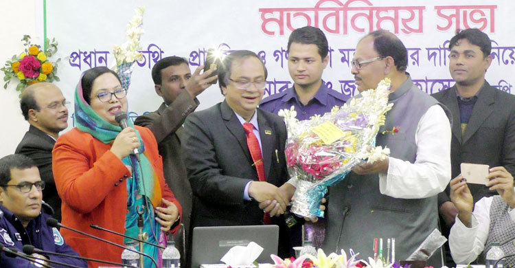 প্রাথমিকে ছাত্রদের উপস্থিতি নিশ্চিত করব : জাকির হোসেন