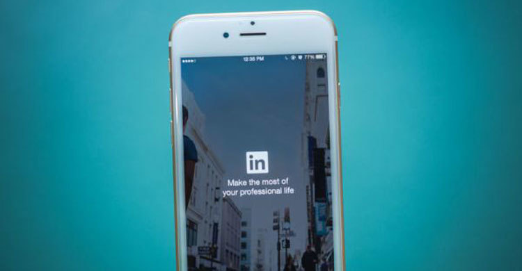 9 ways to polish your LinkedIn profile