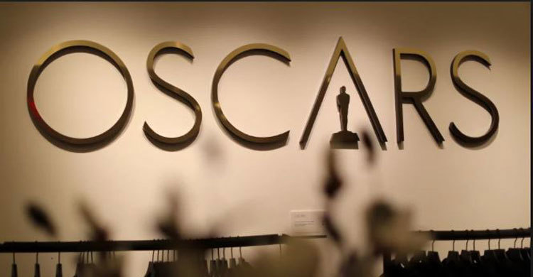 Oscar organizers struggle to keep show relevant