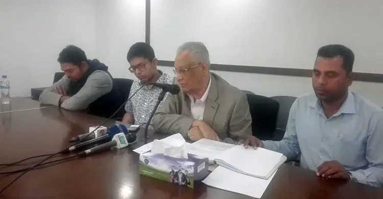 লিবার্টি ফ্যাশন খুলে দেয়ার দাবি