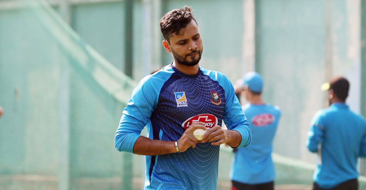 উইকেট আশা দেখাচ্ছে মাশরাফিকে