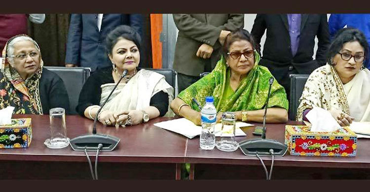 জাতীয় পার্টির ৪ নারী প্রার্থীর মনোনয়ন জমা