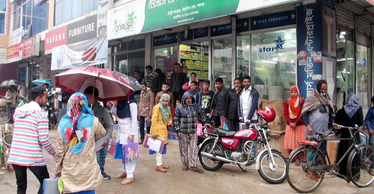 আসামের নিম্নচাপের প্রভাবে পঞ্চগড়ে দু’দিন ধরে বৃষ্টি