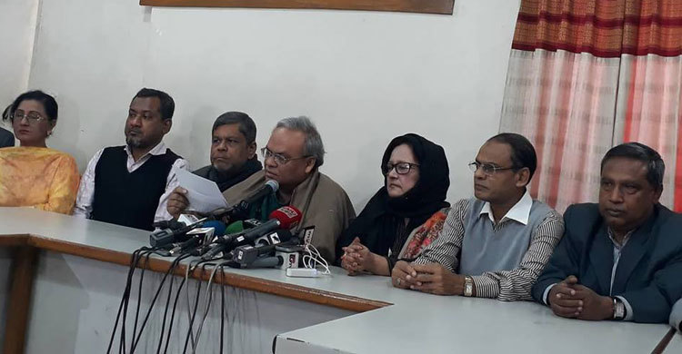 পুলিশের ‘ভোজ অনুষ্ঠান’ নিয়ে রিজভীর বিস্ময়