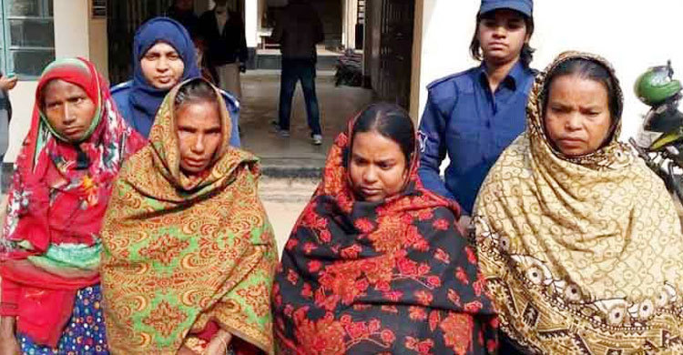 ৪ নারী জুয়াড়ির কারাদণ্ড