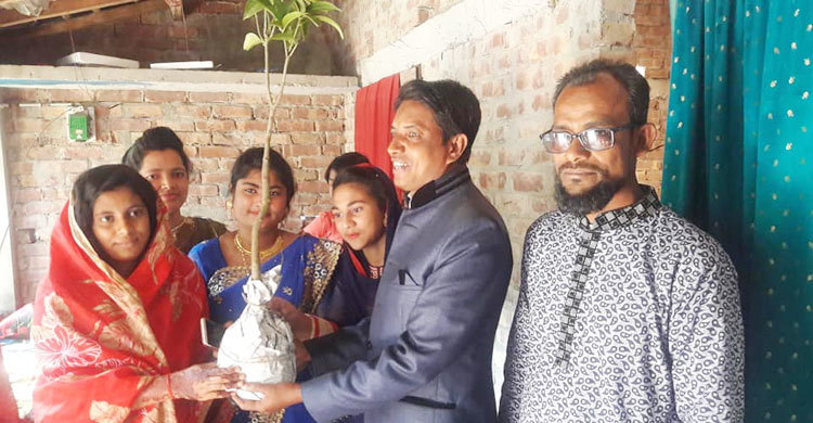 বিয়ের উপহার দেখে চমকে গেলেন নববধূ