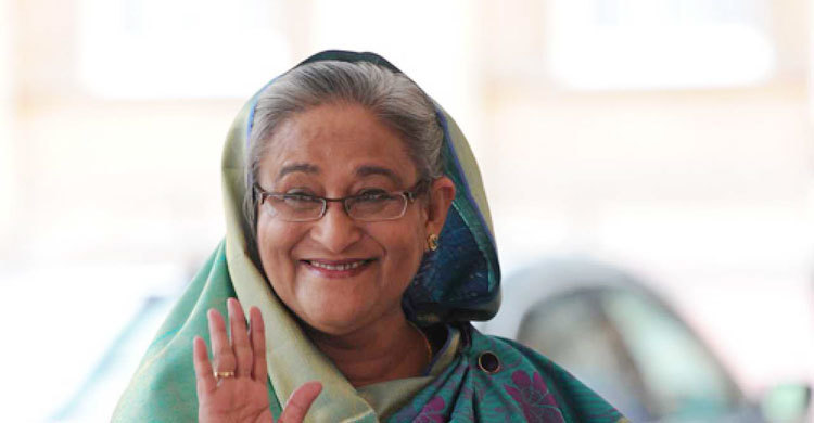 PM arrives in Germany