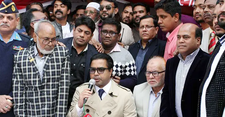 ৪৮ ঘণ্টার মধ্যে নির্বাচনী পোস্টার অপসারণের নির্দেশ মেয়রের