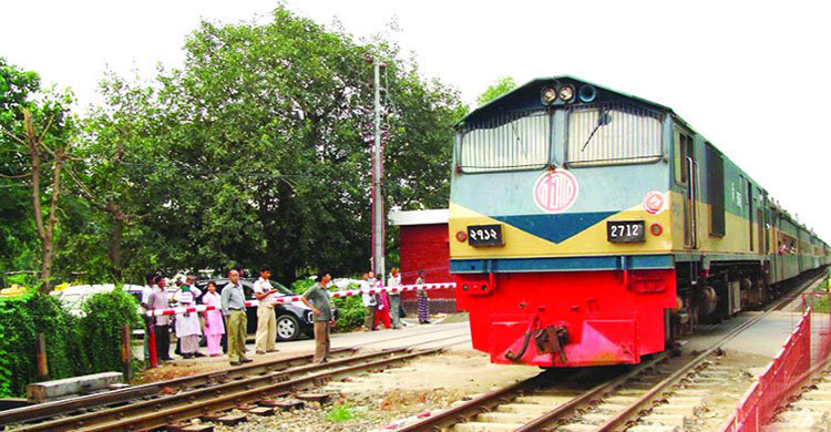 2 killed after being hit by train in Khilkhet