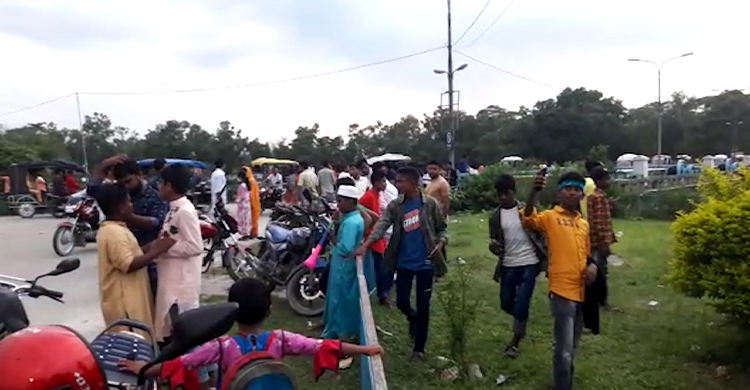 বিধিনিষেধের পরও তিস্তা ব্যারাজে কমেনি দর্শনার্থীদ ভিড় | ২৬ জুলাই ২০২১