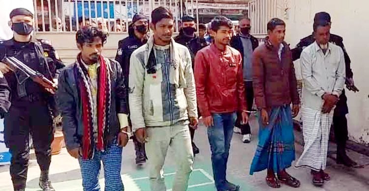 সেই ইয়াছিনের চুরি যাওয়া অটোরিকশা উদ্ধার, আটক ৫