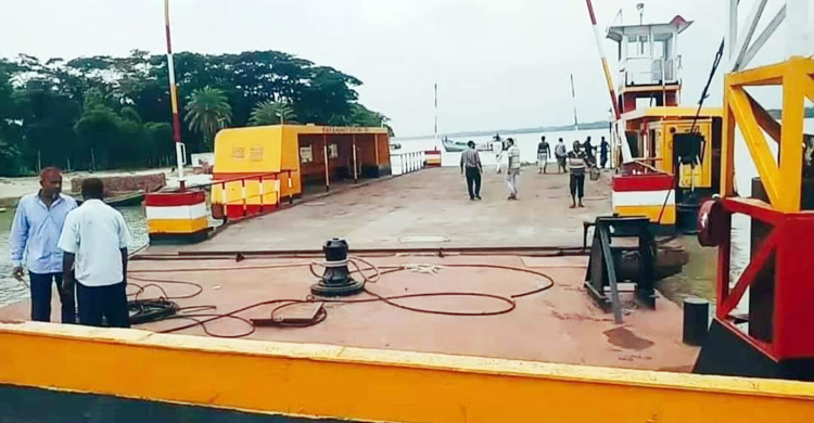 বরগুনার বেতাগী-কচুয়া নৌ-রুটে ফেরি চলাচল শুরু