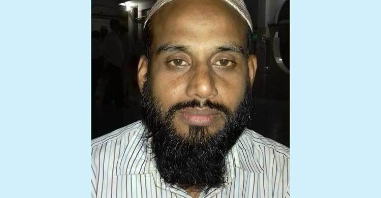 কটূক্তিমূলক পোস্ট শেয়ারের অভিযোগে কলেজশিক্ষক আটক