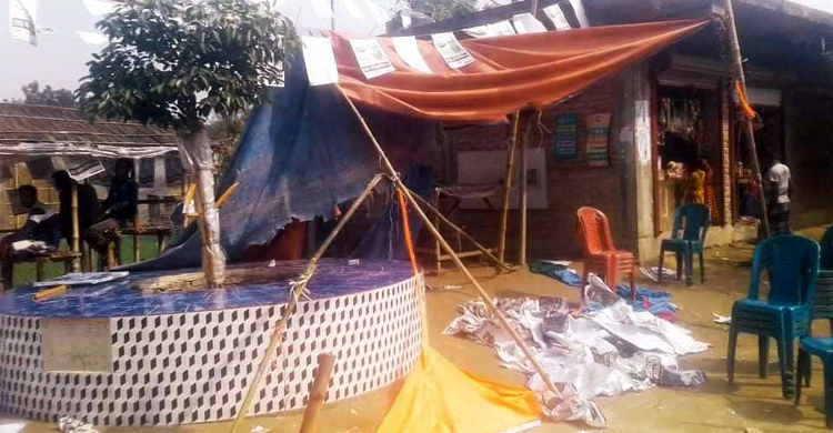 চুয়াডাঙ্গায় নৌকায় আগুন, স্বতন্ত্রপ্রার্থীর কার্যালয় ভাঙচুর